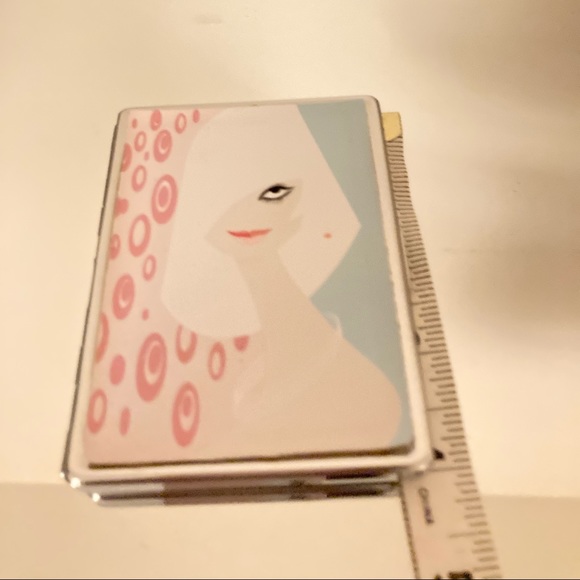 NWT ID Holder ~ Card Holder ~ Little Metal Box - Picture 14 of 16